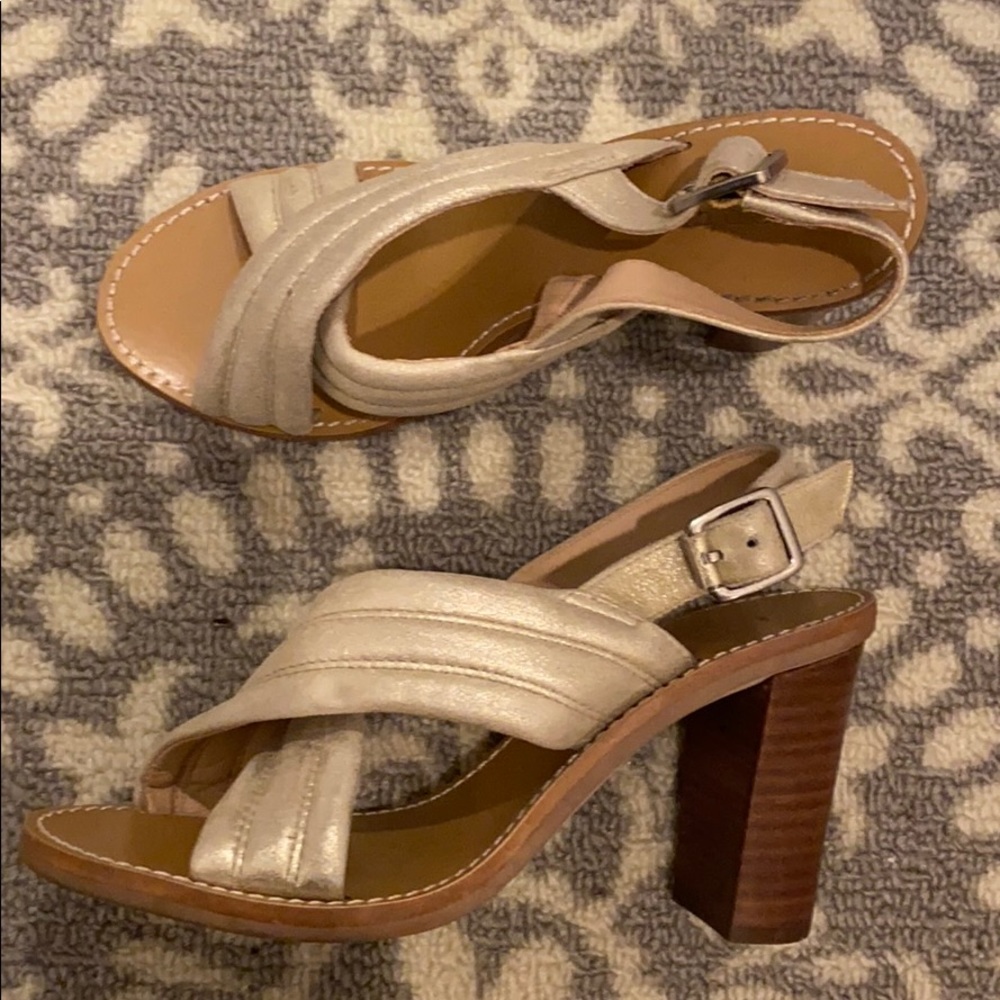 Sandals - Picture 4 of 4